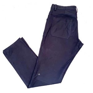 Lululemon ABC pants. Black size 32